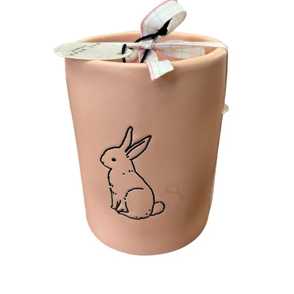 Rae Dunn NWT Peachy Pink Hop To It Candle with Bunny - Picture 2 of 6